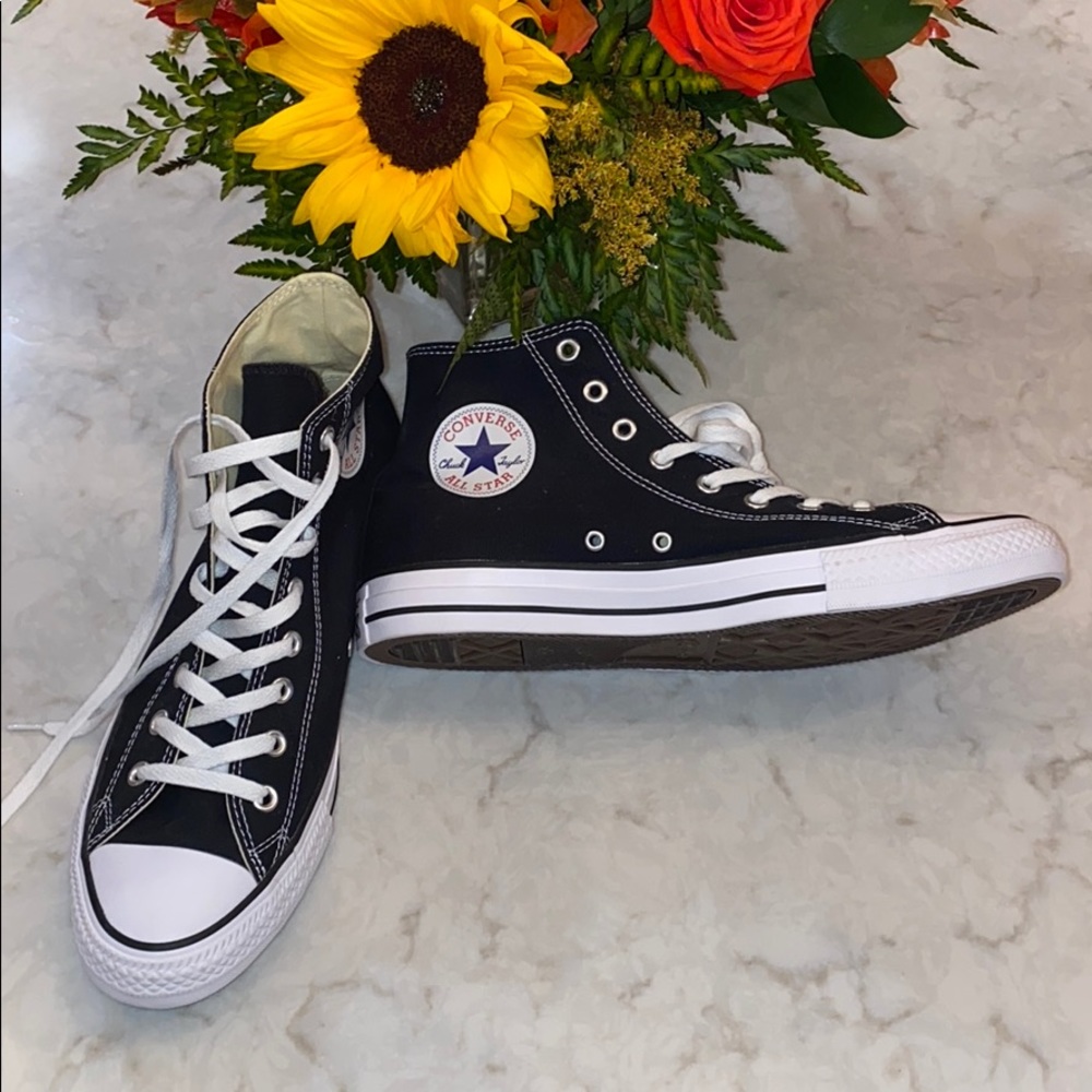 Converse Chuck Taylor Black and White Hightops